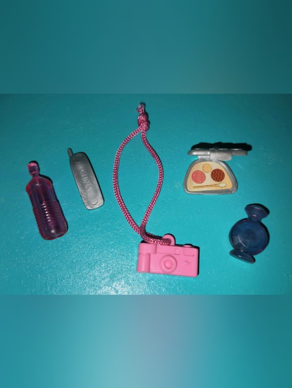 Barbie doll size phone camera9i house  accessories  lot 2